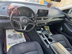 نيسان ألتيما